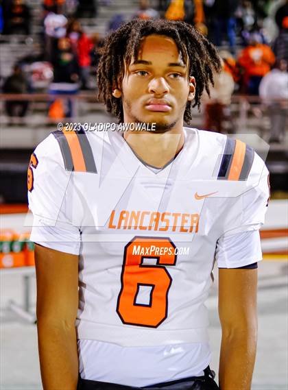 Thumbnail 1 in Forney vs. Lancaster (UIL Football 5A Division I Regional Final) photogallery.