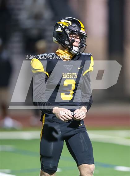 Thumbnail 1 in Forney vs. Lancaster (UIL Football 5A Division I Regional Final) photogallery.