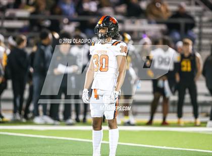 Thumbnail 2 in Forney vs. Lancaster (UIL Football 5A Division I Regional Final) photogallery.