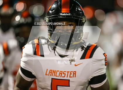 Thumbnail 3 in Forney vs. Lancaster (UIL Football 5A Division I Regional Final) photogallery.