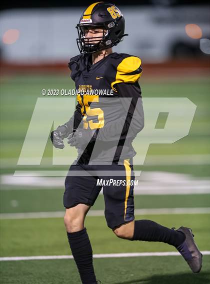 Thumbnail 3 in Forney vs. Lancaster (UIL Football 5A Division I Regional Final) photogallery.