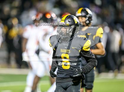 Thumbnail 3 in Forney vs. Lancaster (UIL Football 5A Division I Regional Final) photogallery.