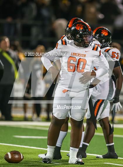 Thumbnail 2 in Forney vs. Lancaster (UIL Football 5A Division I Regional Final) photogallery.