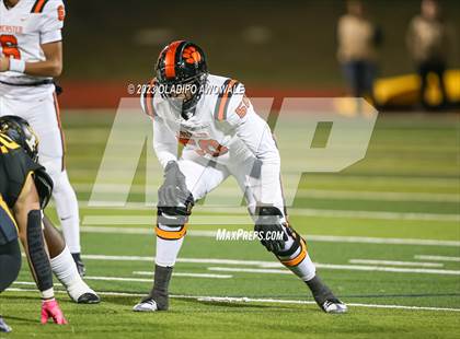 Thumbnail 1 in Forney vs. Lancaster (UIL Football 5A Division I Regional Final) photogallery.