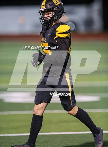 Thumbnail 2 in Forney vs. Lancaster (UIL Football 5A Division I Regional Final) photogallery.