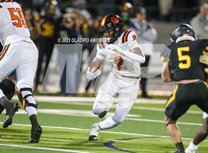 Thumbnail 1 in Forney vs. Lancaster (UIL Football 5A Division I Regional Final) photogallery.