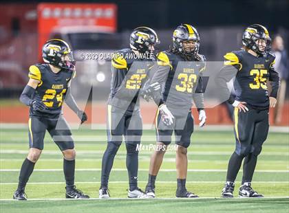 Thumbnail 2 in Forney vs. Lancaster (UIL Football 5A Division I Regional Final) photogallery.