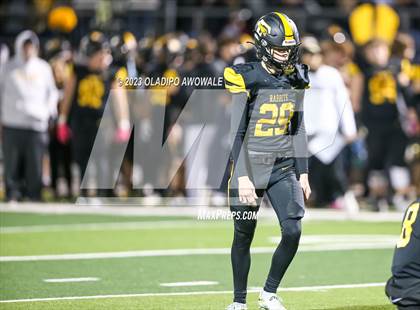 Thumbnail 1 in Forney vs. Lancaster (UIL Football 5A Division I Regional Final) photogallery.