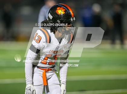 Thumbnail 3 in Forney vs. Lancaster (UIL Football 5A Division I Regional Final) photogallery.