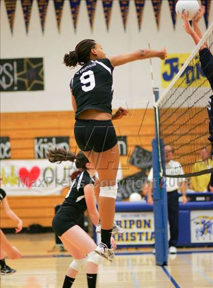 Thumbnail 1 in Valley Christian @ Ripon Christian (CIF NorCal Playoffs) photogallery.