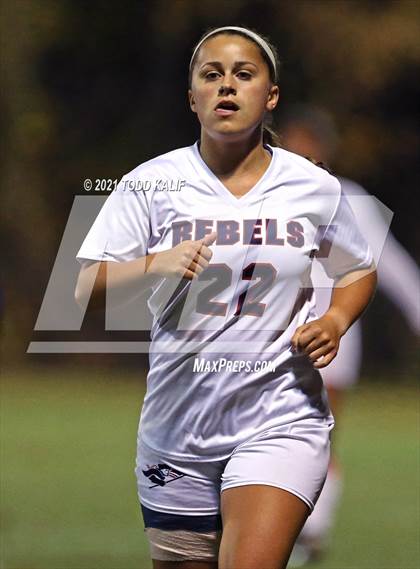 Thumbnail 3 in New Fairfield vs Morgan (CIAC Class M First Round) photogallery.