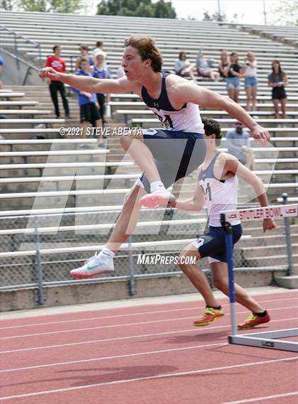 Thumbnail 1 in Centennial League Qualifier photogallery.