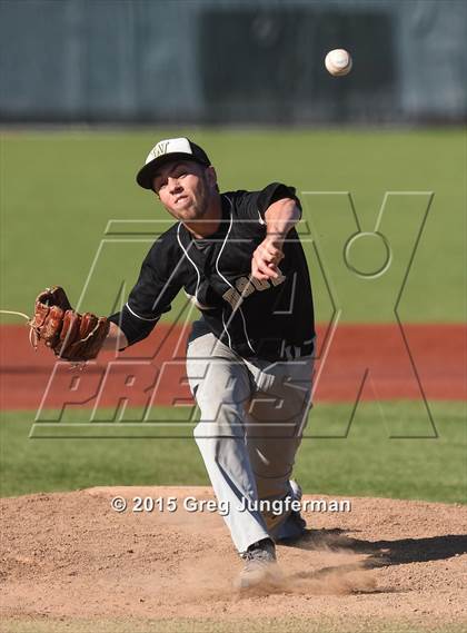 Thumbnail 2 in Windsor vs. Cardinal Newman photogallery.