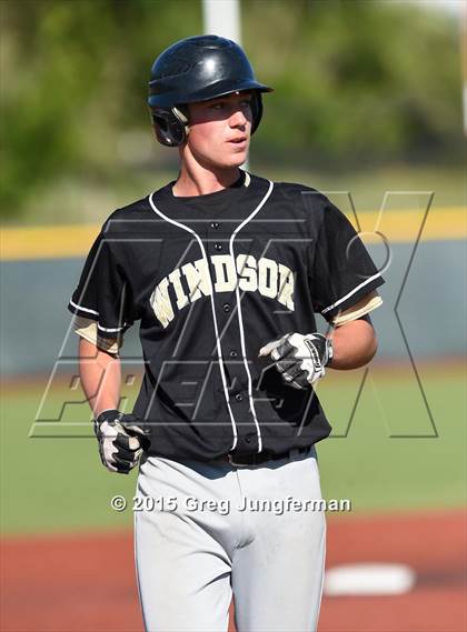 Thumbnail 1 in Windsor vs. Cardinal Newman photogallery.