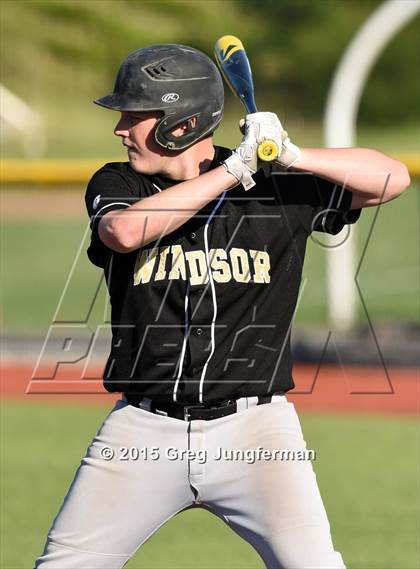 Thumbnail 3 in Windsor vs. Cardinal Newman photogallery.