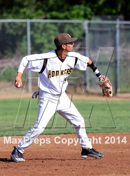 Thumbnail 3 in Yuba City vs St. Francis (Boras Classic - North Bracket) photogallery.