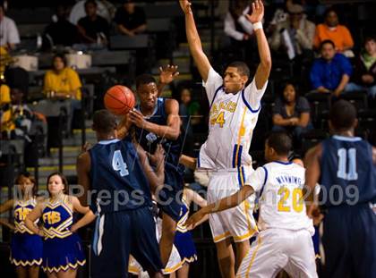 Thumbnail 3 in Marshall vs. Fleming (VHSL AAA Semifinal) photogallery.