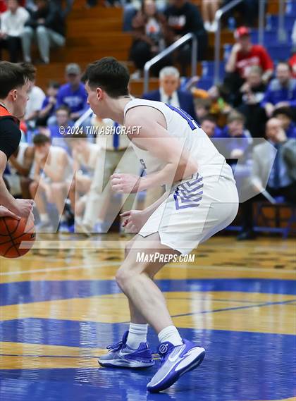 Thumbnail 1 in Lawrenceburg vs Greensburg (IHSAA 3A Section 29 Semifinal) photogallery.