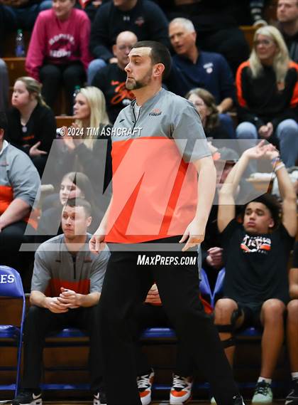 Thumbnail 1 in Lawrenceburg vs Greensburg (IHSAA 3A Section 29 Semifinal) photogallery.