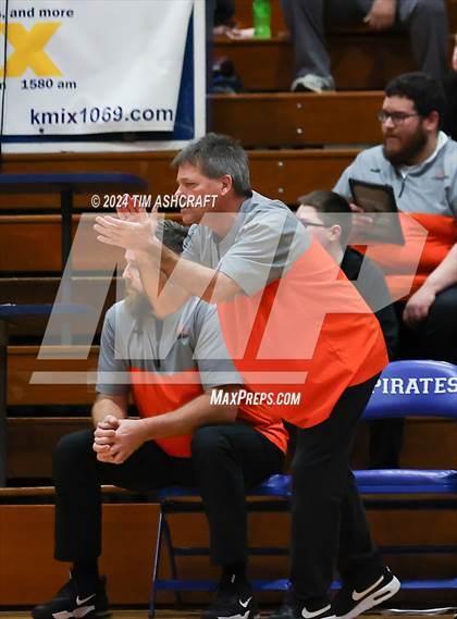 Thumbnail 2 in Lawrenceburg vs Greensburg (IHSAA 3A Section 29 Semifinal) photogallery.