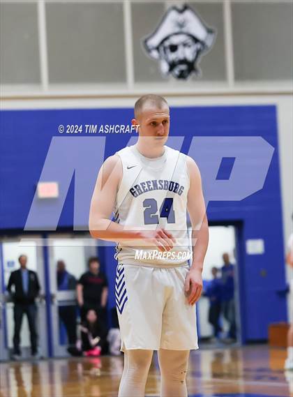 Thumbnail 3 in Lawrenceburg vs Greensburg (IHSAA 3A Section 29 Semifinal) photogallery.