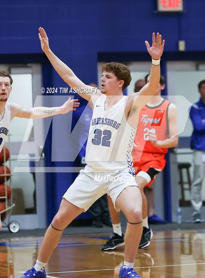 Thumbnail 1 in Lawrenceburg vs Greensburg (IHSAA 3A Section 29 Semifinal) photogallery.