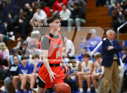 Thumbnail 1 in Lawrenceburg vs Greensburg (IHSAA 3A Section 29 Semifinal) photogallery.