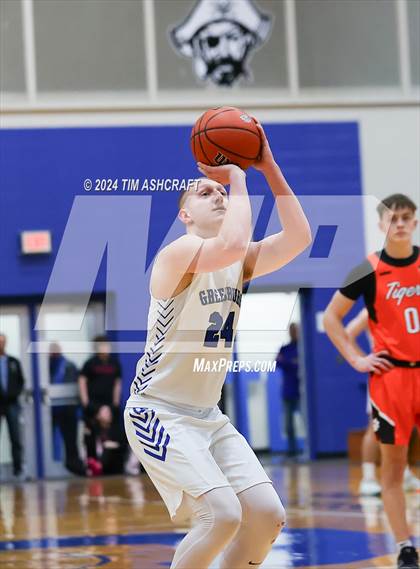 Thumbnail 2 in Lawrenceburg vs Greensburg (IHSAA 3A Section 29 Semifinal) photogallery.