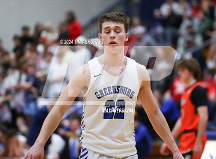 Thumbnail 3 in Lawrenceburg vs Greensburg (IHSAA 3A Section 29 Semifinal) photogallery.