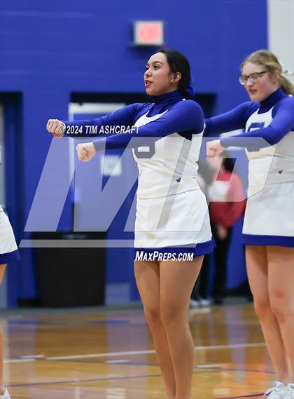 Thumbnail 1 in Lawrenceburg vs Greensburg (IHSAA 3A Section 29 Semifinal) photogallery.