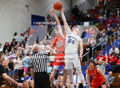 Thumbnail 1 in Lawrenceburg vs Greensburg (IHSAA 3A Section 29 Semifinal) photogallery.