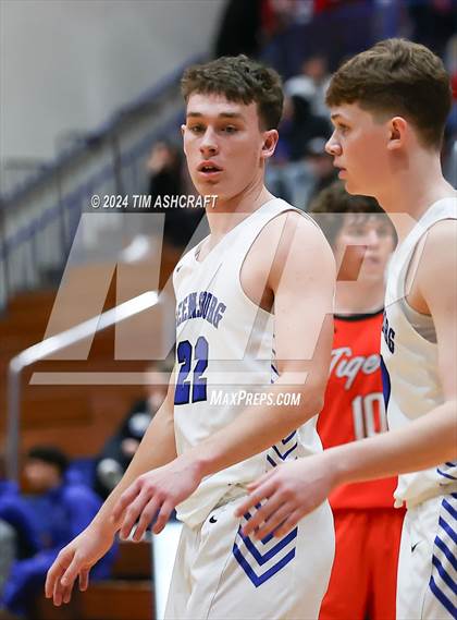 Thumbnail 2 in Lawrenceburg vs Greensburg (IHSAA 3A Section 29 Semifinal) photogallery.