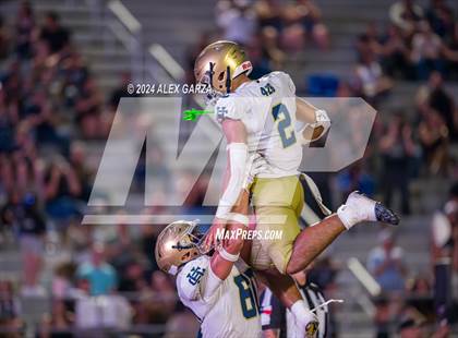 Thumbnail 1 in Central Catholic vs. Holy Cross photogallery.