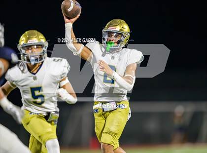 Thumbnail 3 in Central Catholic vs. Holy Cross photogallery.