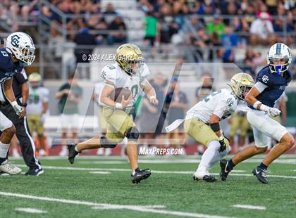 Thumbnail 3 in Central Catholic vs. Holy Cross photogallery.