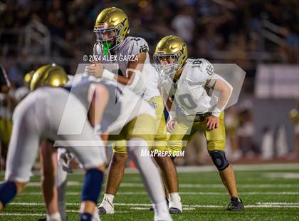 Thumbnail 3 in Central Catholic vs. Holy Cross photogallery.