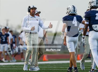 Thumbnail 1 in Central Catholic vs. Holy Cross photogallery.