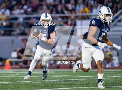Thumbnail 3 in Central Catholic vs. Holy Cross photogallery.
