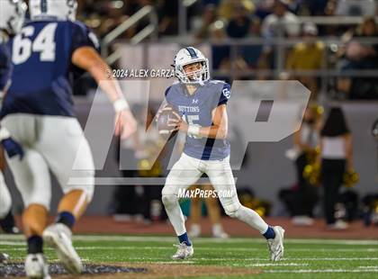 Thumbnail 2 in Central Catholic vs. Holy Cross photogallery.