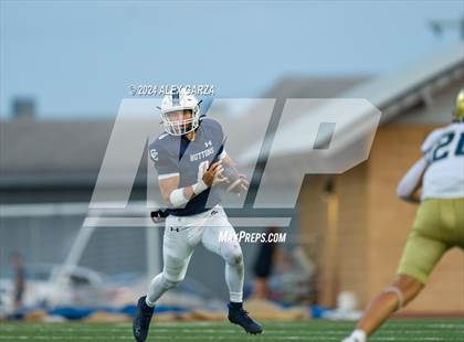 Thumbnail 2 in Central Catholic vs. Holy Cross photogallery.