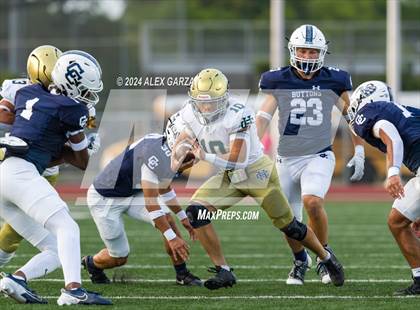 Thumbnail 2 in Central Catholic vs. Holy Cross photogallery.