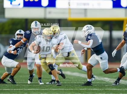 Thumbnail 1 in Central Catholic vs. Holy Cross photogallery.
