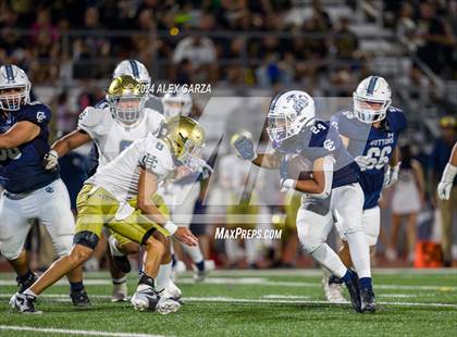 Thumbnail 2 in Central Catholic vs. Holy Cross photogallery.