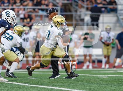 Thumbnail 2 in Central Catholic vs. Holy Cross photogallery.
