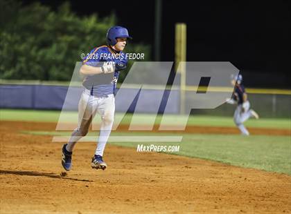 Thumbnail 3 in Morgan @ Lennard photogallery.