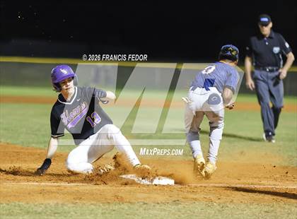 Thumbnail 1 in Morgan @ Lennard photogallery.