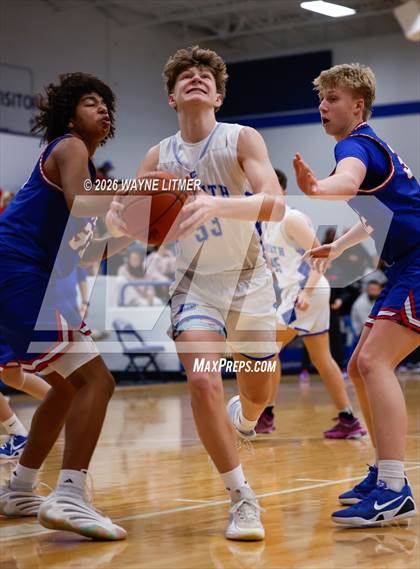 Thumbnail 1 in FR: Conner vs Covington Catholic photogallery.