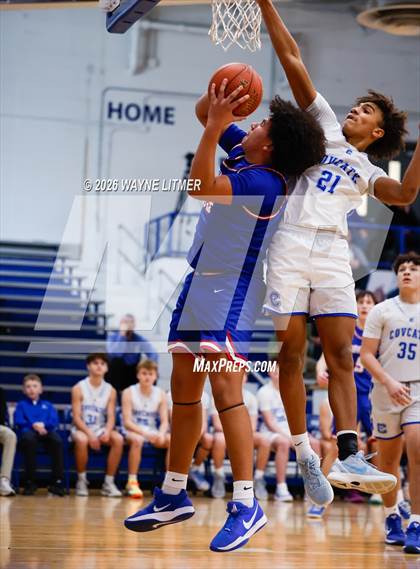 Thumbnail 3 in FR: Conner vs Covington Catholic photogallery.