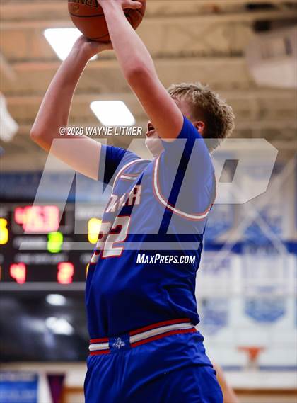 Thumbnail 1 in FR: Conner vs Covington Catholic photogallery.