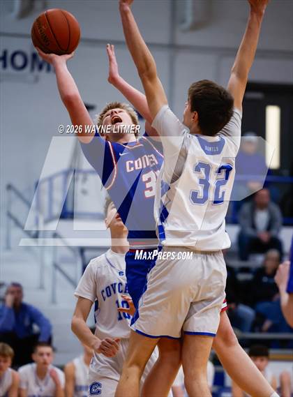 Thumbnail 2 in FR: Conner vs Covington Catholic photogallery.